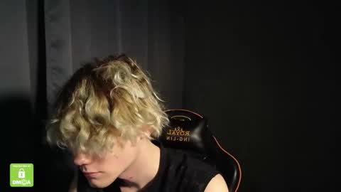 Snapshot of kirill_20_cm chatting on 01.31.26 Kirill and Andrey online show from 01.31.26