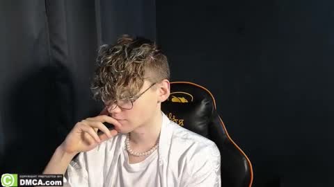 Snapshot of kirill_20_cm chatting on 02.04.26 Kirill and Andrey online show from 02.04.26