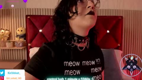 Snapshot of kirivelvet chatting on 05.28.26 Samantha Velvet online show from 05.28.26