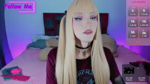 Snapshot of kirmyy_ chatting on 01.16.25 Kirmyy online show from 01.16.25