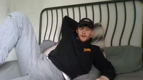 Snapshot of kirokaisan chatting on 02.18.25 kirokaisan online show from 02.18.25