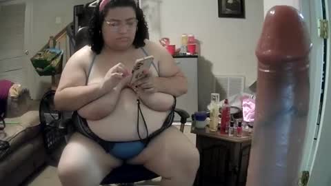 Kirra Rune online show from 10.08.25