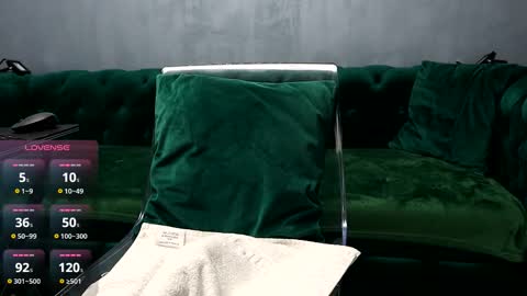 kiss_katy online show from 11.02.25