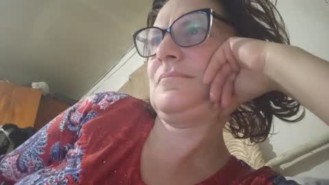 kissandvibe online show from 04.10.26