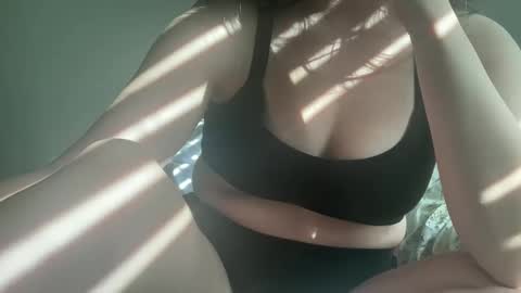 kissbriella online show from 11.07.25