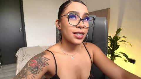 Snapshot of kisscocoaxo chatting on 06.29.26 cocoa online show from 06.29.26