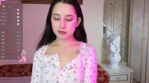 Hot Eva online show from 11.22.25