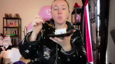 Snapshot of kissica chatting on 01.16.26 kissica online show from 01.16.26