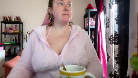 Snapshot of kissica chatting on 04.01.26 kissica online show from 04.01.26