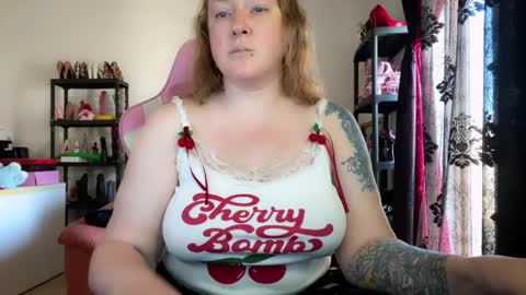 Snapshot of kissica chatting on 04.05.26 kissica online show from 04.05.26