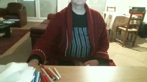 Snapshot of kisslog1 chatting on 12.22.24 kisslog1 online show from 12.22.24