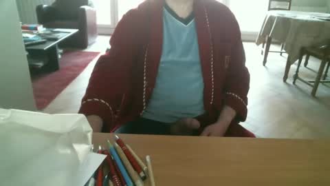 Snapshot of kisslog1 chatting on 01.01.25 kisslog1 online show from 01.01.25