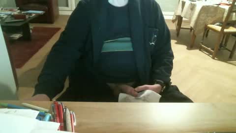 Snapshot of kisslog1 chatting on 02.01.25 kisslog1 online show from 02.01.25