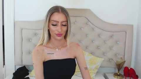 Snapshot of kissnatalie chatting on 01.11.26 Natalie online show from 01.11.26