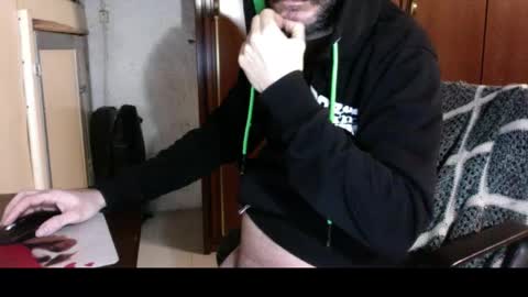 kissofbanned1983 online show from 12.04.25