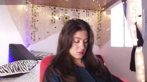 Snapshot of kisstarxxx chatting on 11.04.25 Helena and Brad online show from 11.04.25