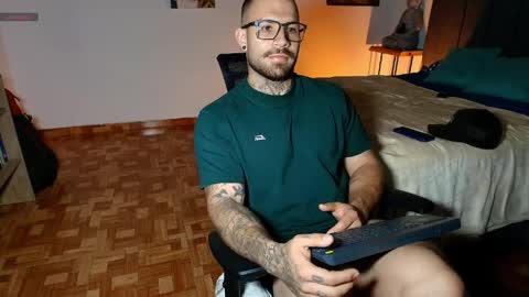 kite__ online show from 04.11.26