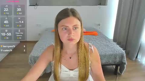 Snapshot of kitkatvel chatting on 06.27.26 kitkatvel online show from 06.27.26