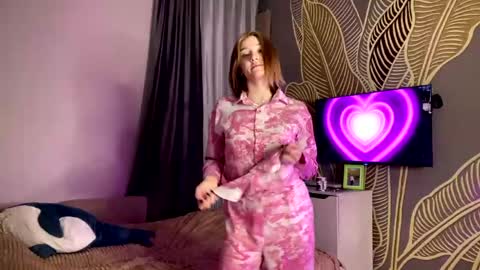 Tanesha online show from 04.27.26