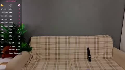 Snapshot of kitsun_ne chatting on 02.05.26 The sexy fox Kitsune online show from 02.05.26