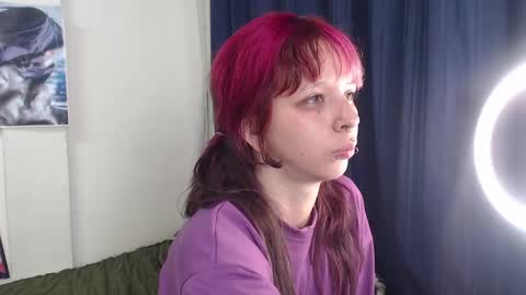 Snapshot of kitsunearineko chatting on 01.12.25 Ari Keimiwrights  online show from 01.12.25