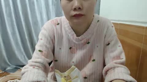 kitti_baby2x online show from 12.21.25