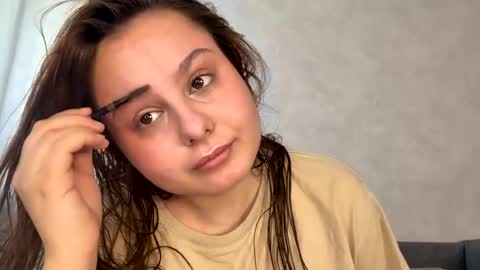 Ellaiza online show from 05.06.26