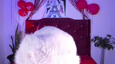 Snapshot of kitty__chs chatting on 02.18.26 kitty__chs online show from 02.18.26