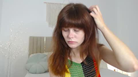 Snapshot of kitty_ange1l chatting on 09.17.25 kitty_ange1l online show from 09.17.25
