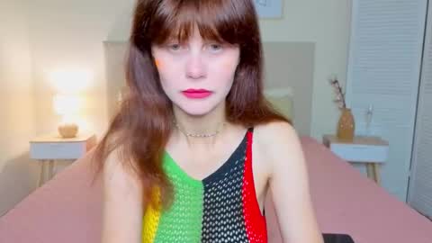 Snapshot of kitty_ange1l chatting on 10.05.25 kitty_ange1l online show from 10.05.25