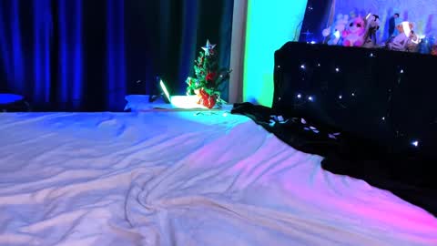 kitty_bang online show from 01.01.25