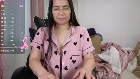 kittybabe0528 online show from 05.13.26