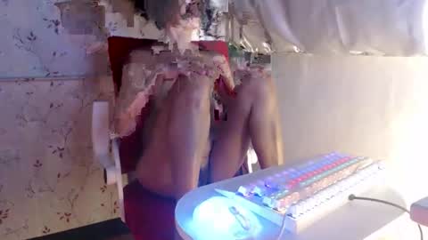 Snapshot of kittykatss chatting on 12.15.24 Viktoria online show from 12.15.24