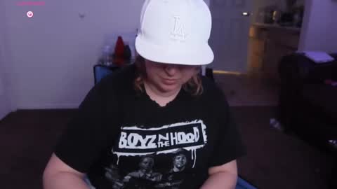 Snapshot of kittykay86 chatting on 02.13.25 Bella Blue BBW online show from 02.13.25