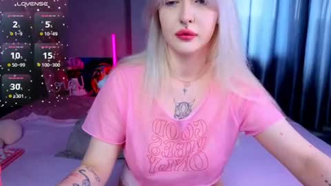Snapshot of kittykendall chatting on 07.26.26 kittykendall online show from 07.26.26