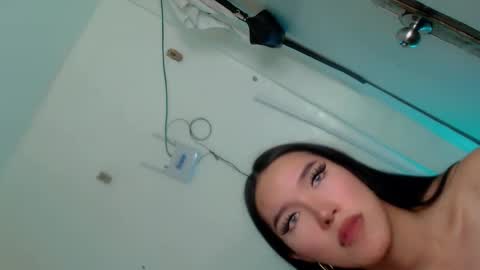 Snapshot of kittylickerfucker69 chatting on 01.07.25 Grace online show from 01.07.25