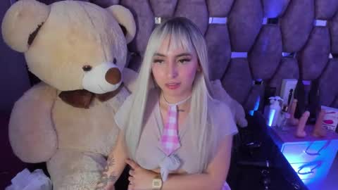 Snapshot of kittylovely__ chatting on 03.07.25 kittylovely online show from 03.07.25