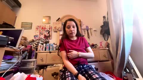 kittyluvx online show from 02.18.25