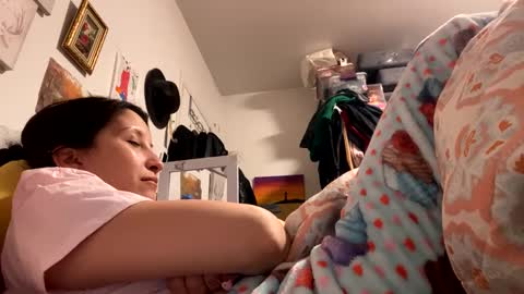 kittyluvx online show from 02.19.25