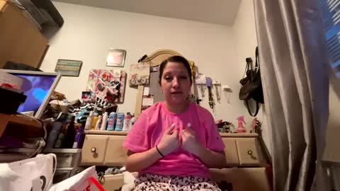 kittyluvx online show from 02.24.25