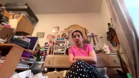 kittyluvx online show from 10.19.25