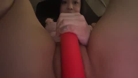 Snapshot of kittymia8 chatting on 01.15.26 mia online show from 01.15.26