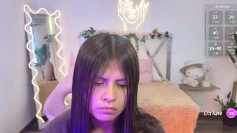 Snapshot of kittystart_tay chatting on 01.10.25 Kitty online show from 01.10.25