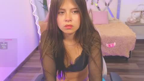 Snapshot of kittystart_tay chatting on 01.21.25 Kitty online show from 01.21.25