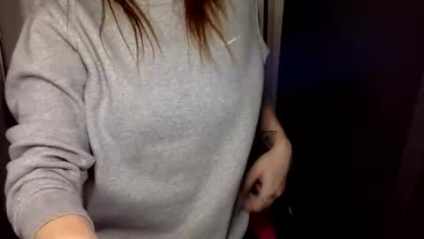 Snapshot of kittysub6969 chatting on 11.04.25 Kitty Sub online show from 11.04.25