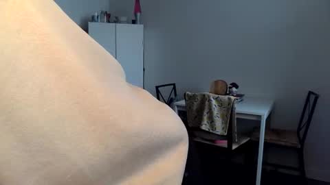 Snapshot of kittyymaze chatting on 03.26.26 Kittyymaze online show from 03.26.26