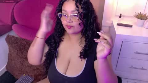 Kitty Hill online show from 03.02.26