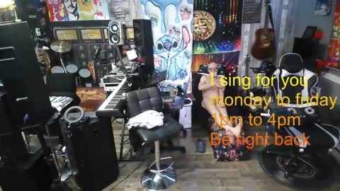 kiveuxmakeu online show from 11.05.25