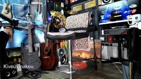 kiveuxmakeu online show from 04.07.26