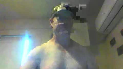 kiwiguy19773 online show from 12.08.24